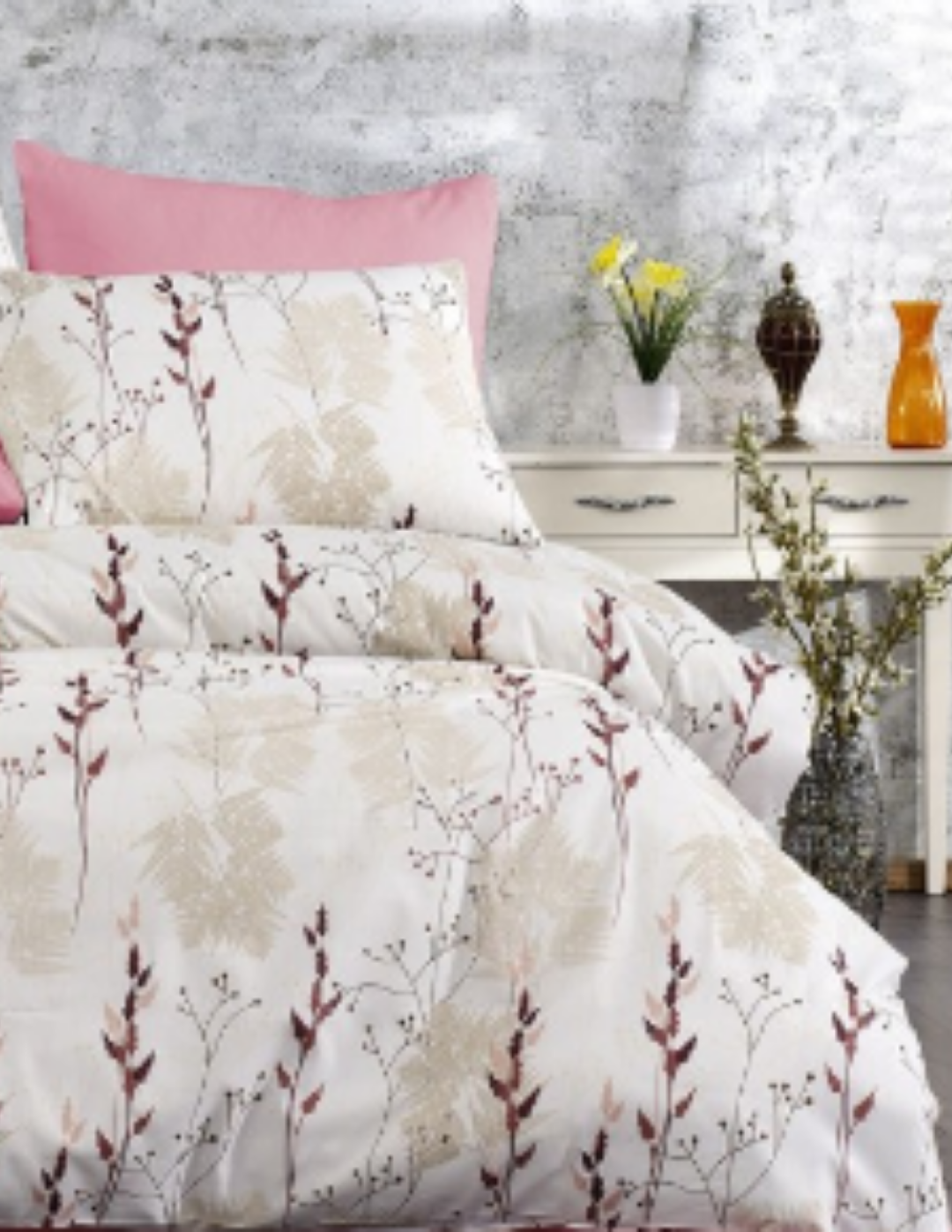 Çiçekli Nevresim Takımı