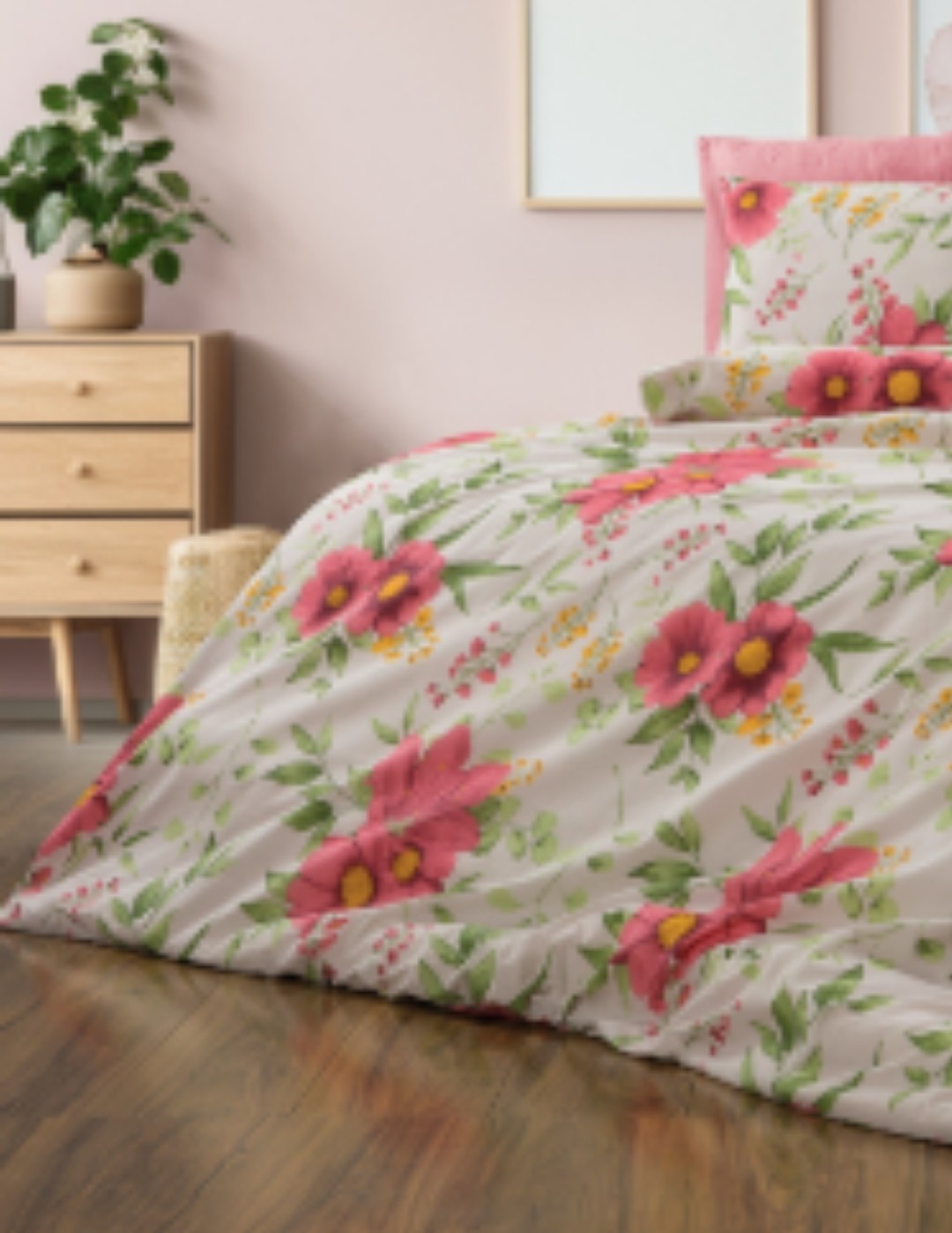 Çiçekli Nevresim Takımı